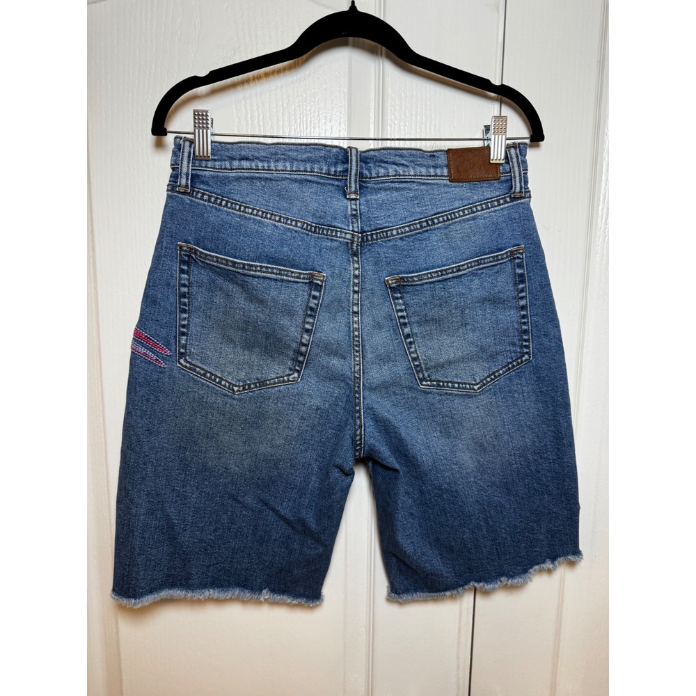 ‼️SALE‼️Johnny Was Jeanette Embroidered Bermuda Shorts High Rise Frayed Hem Blue - Picture 6 of 9